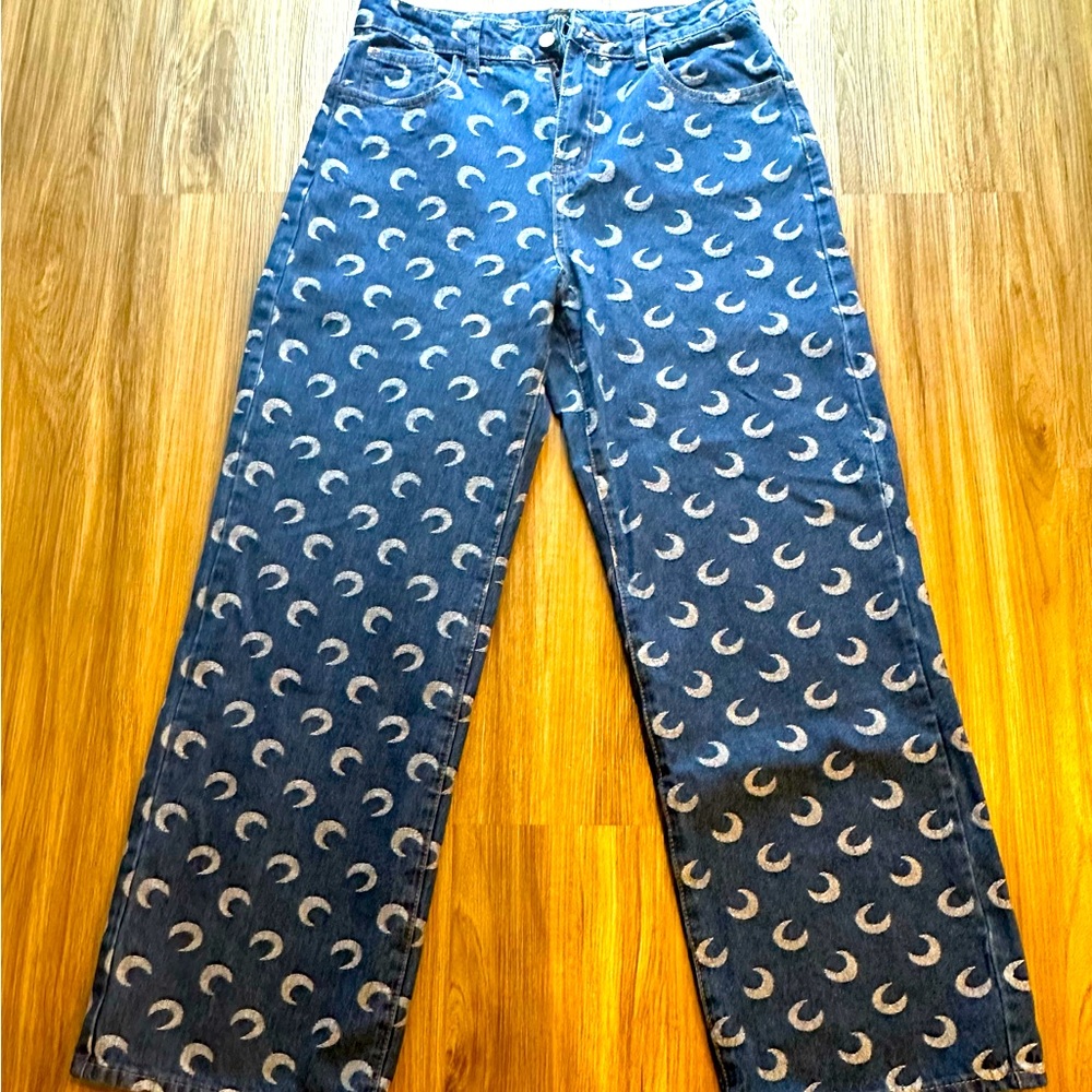 FashionNova :Beautiful Wide leg half moon print denim pants